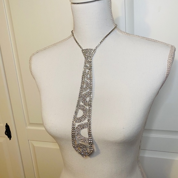 Rhinestone Tie - Picture 3 of 6